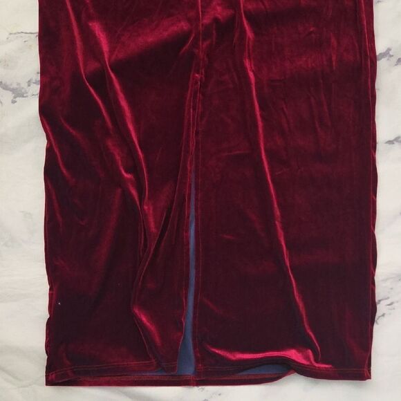 Blue Blush Burgundy Velvet Dress - Picture 8 of 8